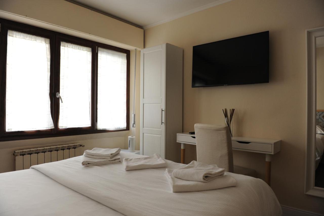 Pontevecchio Rooms Florenz Exterior foto